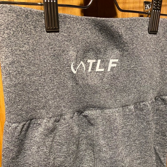 Small - React Seamless Gym Leggings - Picture 6 of 7